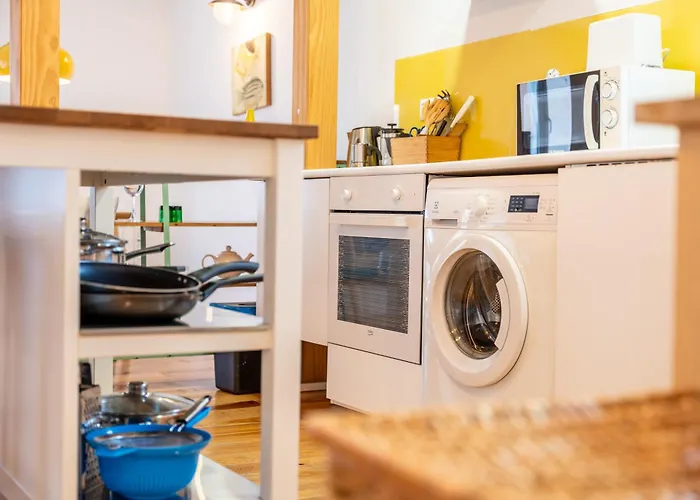 Warm And Inviting, Location By Urbanhosting Apartment Santander