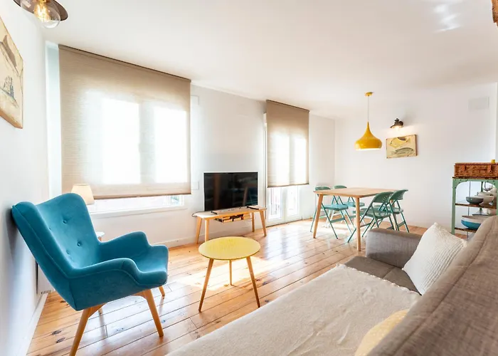 Warm And Inviting, Location By Urbanhosting Apartment