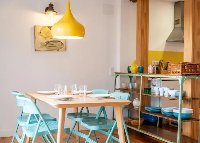 Warm And Inviting, Location By Urbanhosting Apartment *